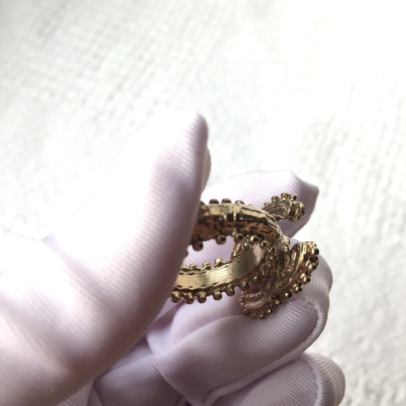 Chanel Ring Size 52 Brand New Full Set Champagne Gold Color With Crystals - Picture 10 of 16